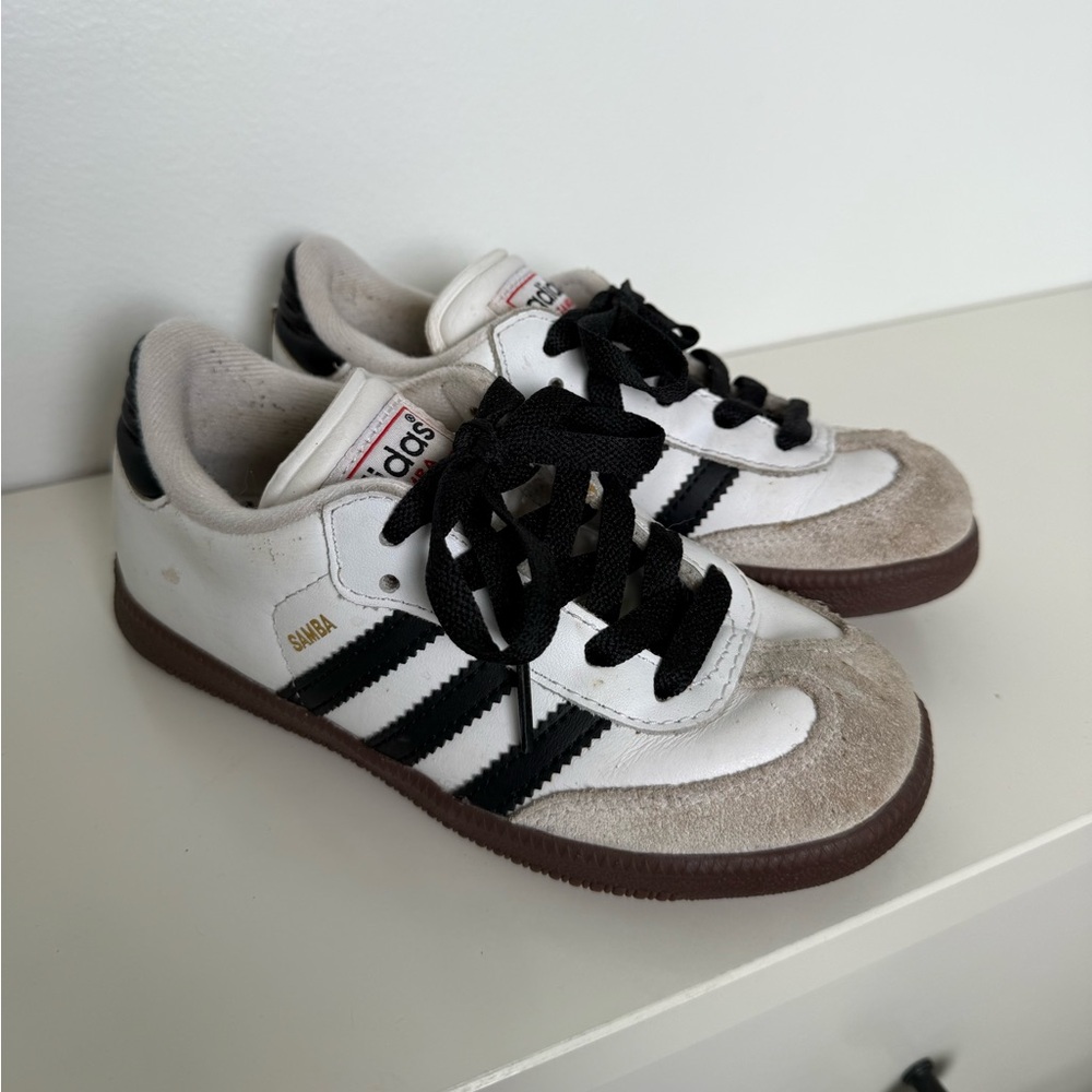Adidas Kids Samba indoor soccer shoes